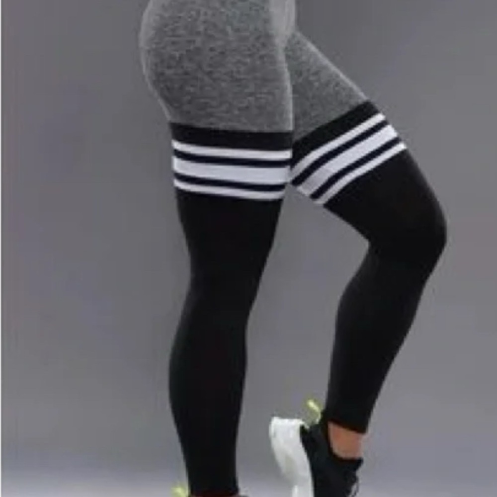 Bombshell leggings worn 2x
